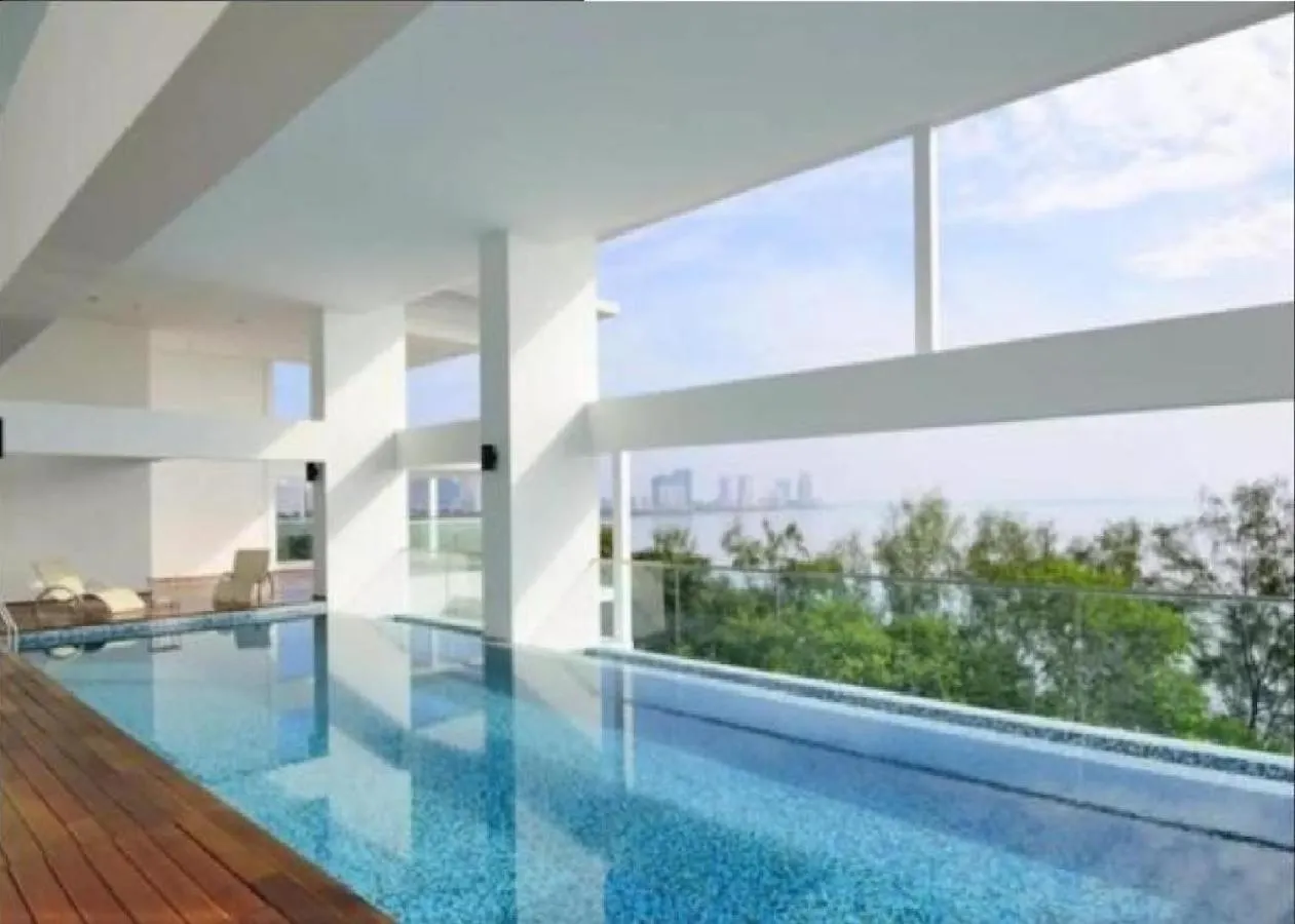 Sunrise Gurney Premium Suite - Gurney Drive George Town Apartment
